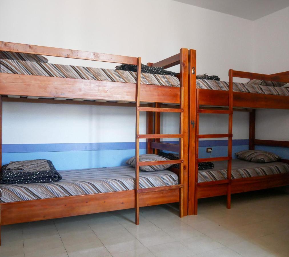 The Galley Party Hostel Shkodër Dış mekan fotoğraf