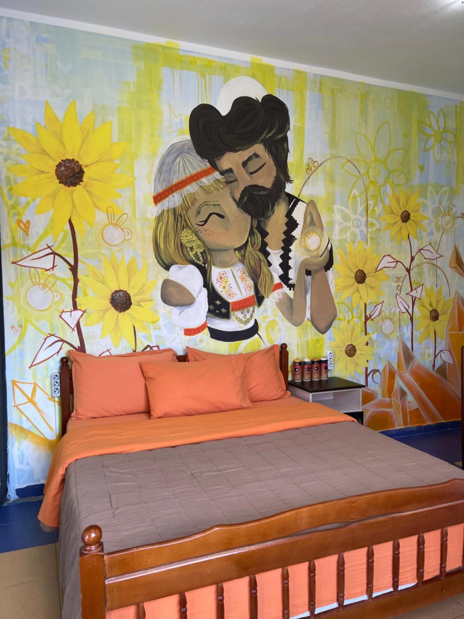 The Galley Party Hostel Shkodër Dış mekan fotoğraf